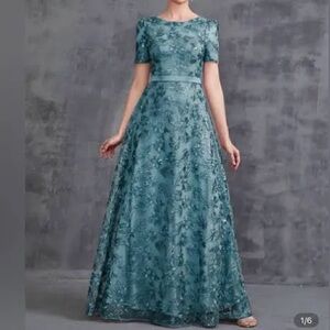NWOT Elegant Teal Floral Lace A-Line Evening PROM Dress